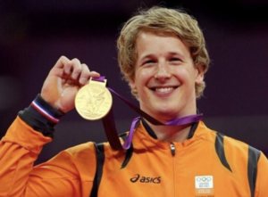 Epke Zonderland laat zijn gouden medaille zien | De VO Gids 2026
